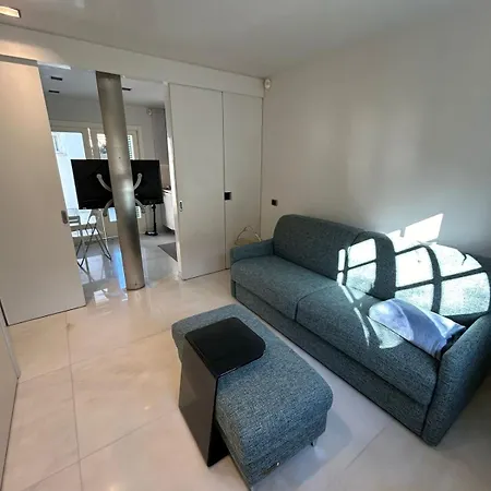 Two-room In The Center Of Dei Marmi Форте-деи-Марми