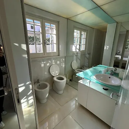 Апартаменты Two-room In The Center Of Dei Marmi Форте-деи-Марми
